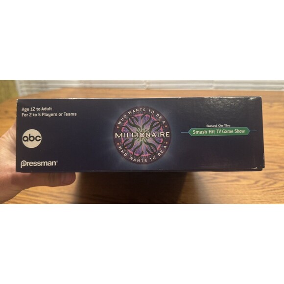 “WHO WANTS TO BE A MILLIONAIRE” 2000 Pressman FunFAMILY BOARD GAME 100% - Picture 3 of 14